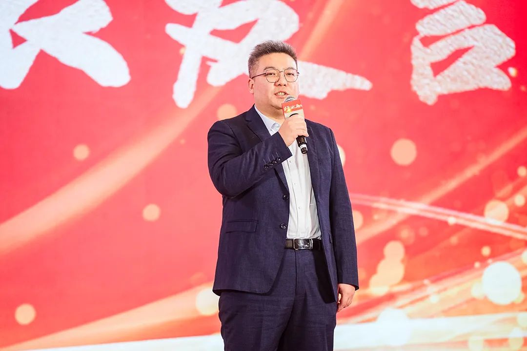 靈蟒賀歲，華章共啟 | 迅鐳激光2024年度工作總結(jié)會議暨年終盛典圓滿舉行！(圖8)