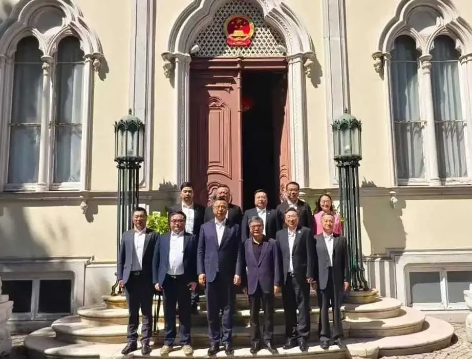 迅鐳激光董事長顏章健率隊(duì)赴歐洲進(jìn)行商務(wù)考察（三）(圖4)